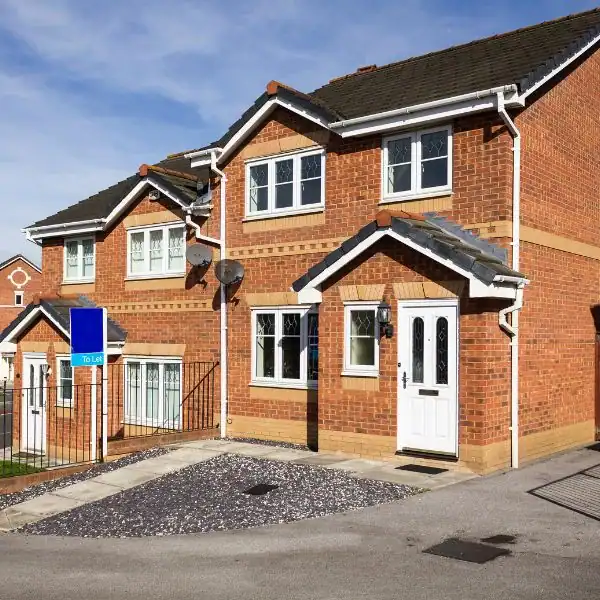Scenarios 4 Image of UK home - Faulkners scenarios Cheltenham